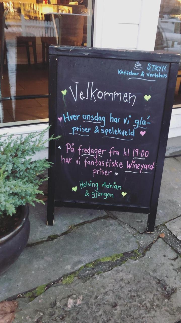 Kaffebar & Guest house Stryn