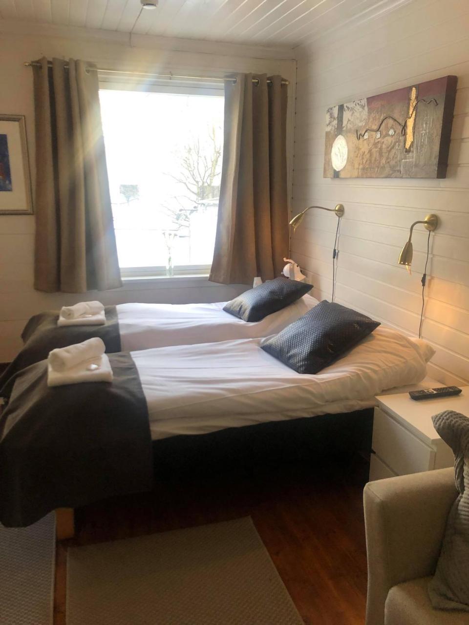 Kaffebar & Guest house Stryn